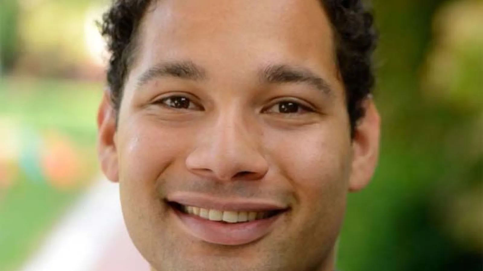 Shoji Hall's headshot