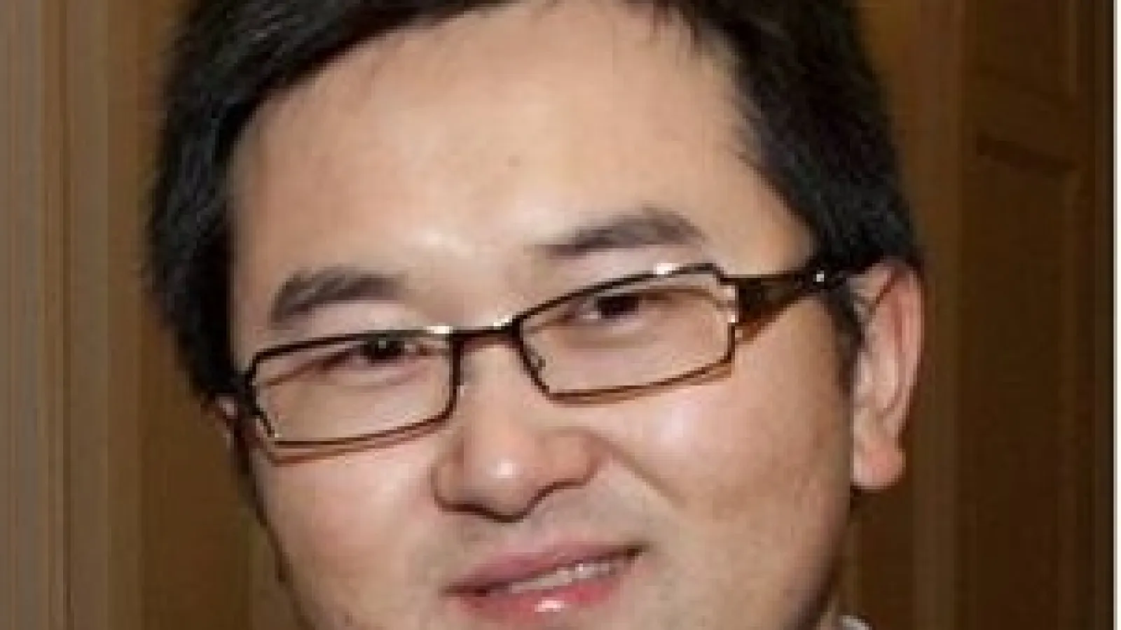 Head shot of David Ji