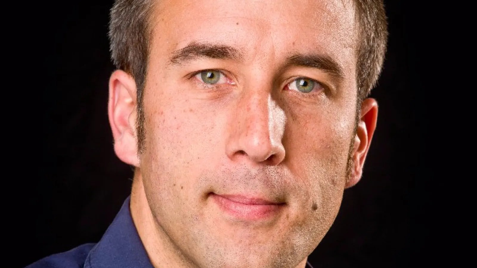 Lionel Cheruzel Headshot