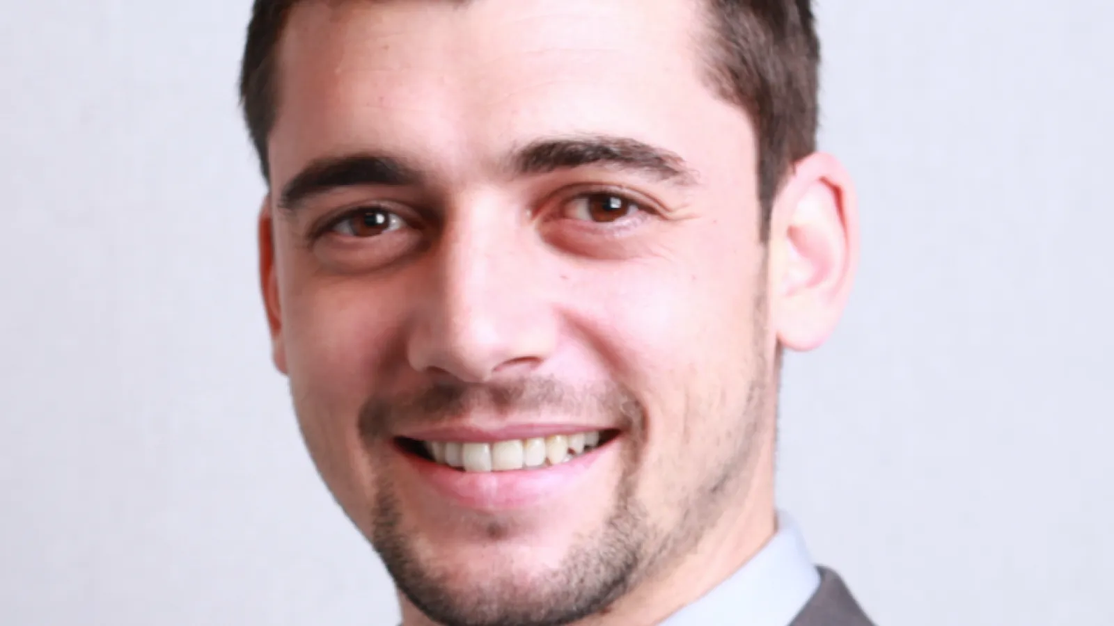 Thomas Gianetti Headshot