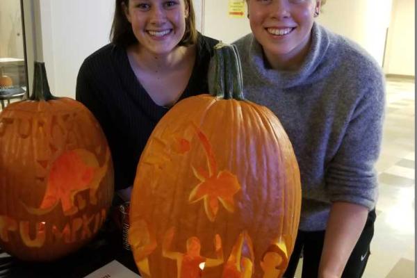pumpkin carvers