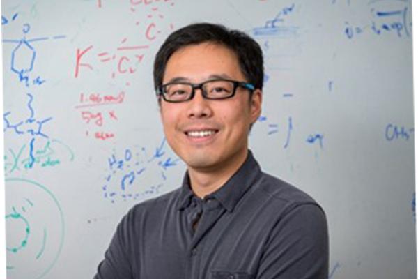 Photo of Dr. Bingjun Xu