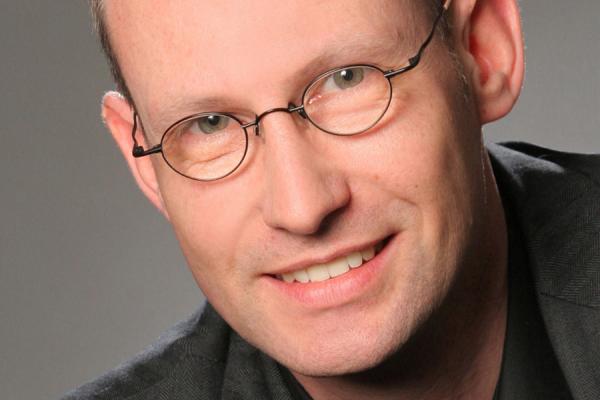 Thorsten Bernhardt Thorsten Bernhardt